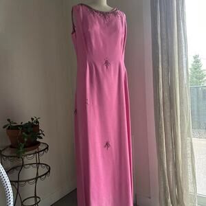 Women’s Large Dress Rose Pink Structured Full Silk Beaded Gown & Stole 1970s